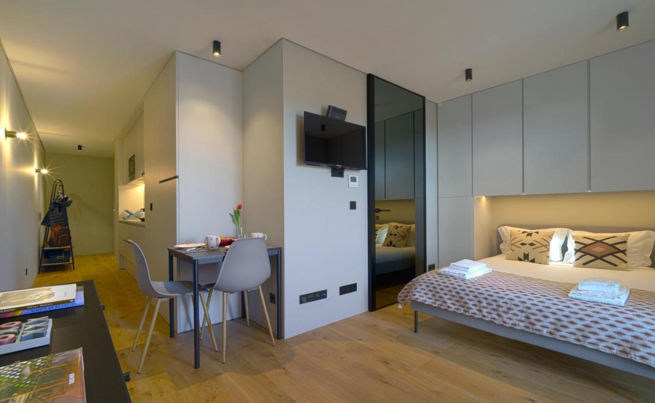 Alegria Suites By Porto City Hosts Bagian luar foto